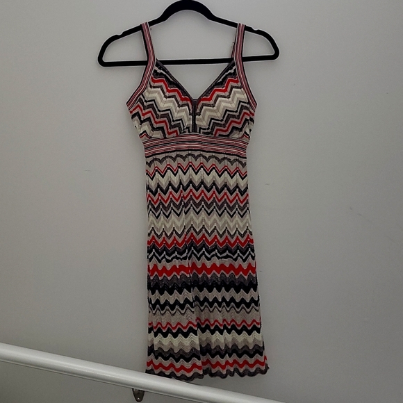 Guess pretty dress - Picture 1 of 6